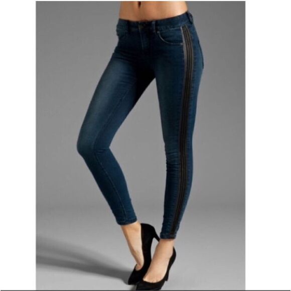 Free People Vegan Leather Trim Blue Skinny 5 Pocket Aquatic Blue Sz 27 - Picture 2 of 12